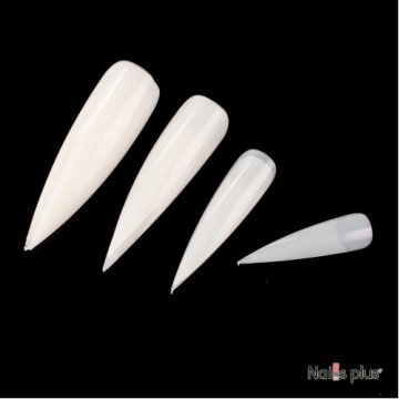 Типсы YRE конкурсные стилет молочные короткие (12 шт.)