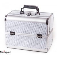 Чемодан металлический серебристый